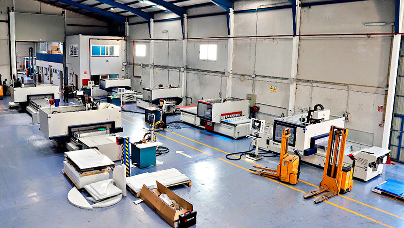 Renovamos nuestro taller de mecanización: fresadoras de 5 ejes, tornos CNC e impresión 3D